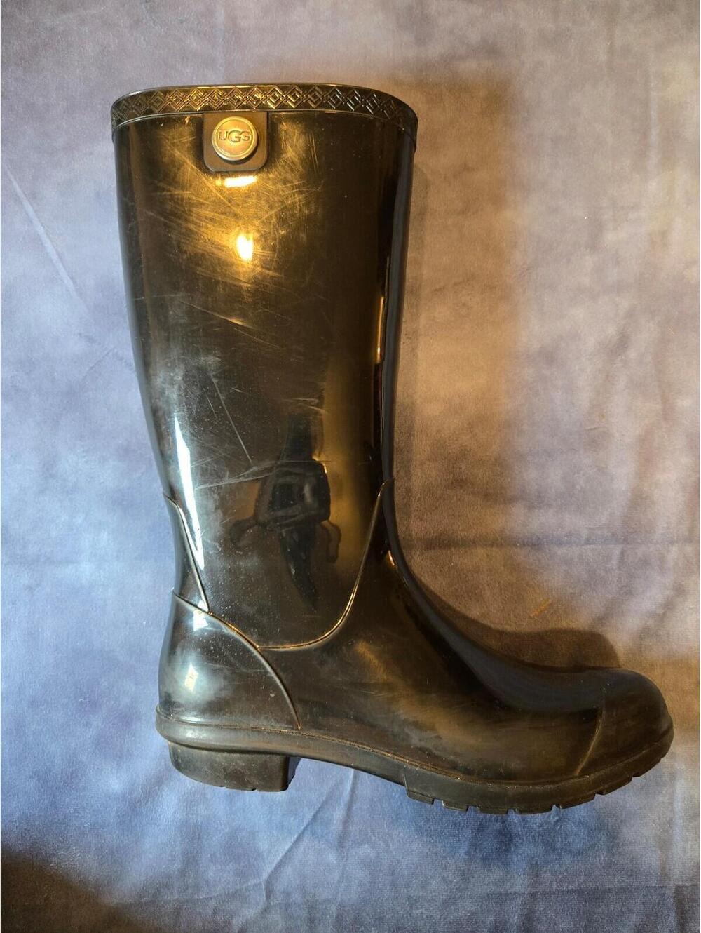 Ugg rain boots